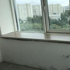 Подоконник из сращенного дуба для кухни 1346х375х40 мм